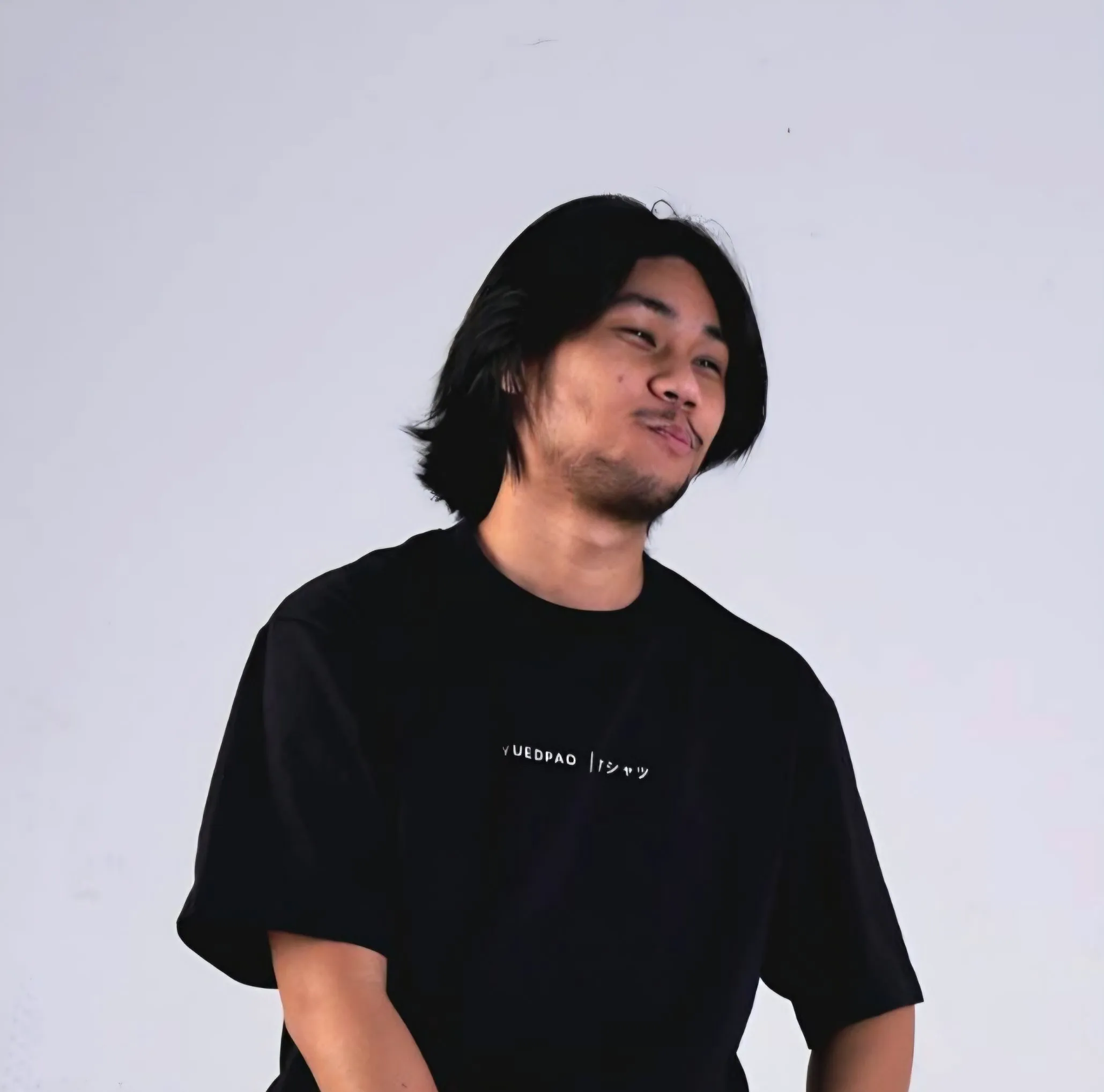 นายธนกฤต